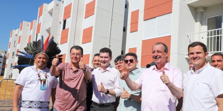 Bate forte o tambor – David Almeida, Duda e Omar fecham cerco para as eleições