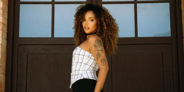 Giovanna Pitel desembarca em Manaus para vivência cultural no Festival da Cunhã, promovido por Isabelle Nogueira