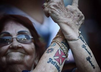 Presente de mãe – Vasco entrega o ouro e Vitória agradece