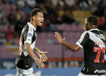 Vasco é goleado de forma vexatória para o Puerto Cabello