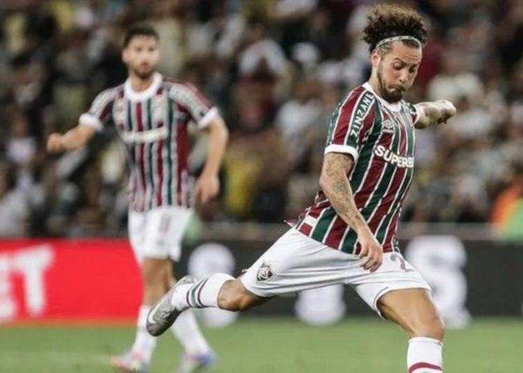 Fluminense vence o Vasco de virada no Maracanã e pula para o 5º lugar do Brasileirão