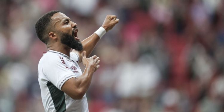 Fluminense goleia para avançar para oitavas da Copa do Brasil