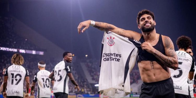 Corinthians vence o Internacional com três gols de Yuri Alberto