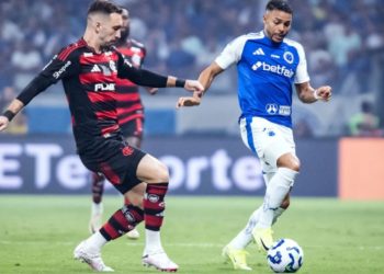 Com gol de Gabigol no final, Cruzeiro vence Flamengo pelo Brasileirão