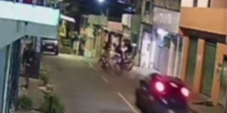 Colisão violenta entre motos no bairro Redenção mata jovem de 23 anos
