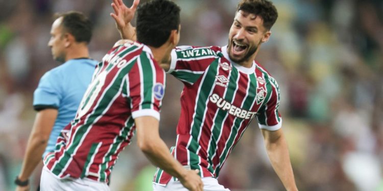 Fluminense vence o Once Caldas e avança às oitavas de final na Sul-Americana