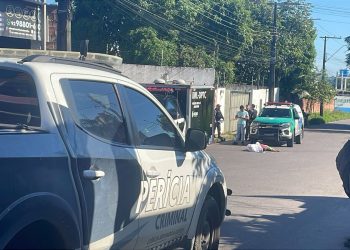 Atropelado a caminho do trabalho, vítima morreu e o motorista fugiu. Veja o vídeo