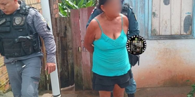 “Vovó do pó” é presa por tráfico de drogas