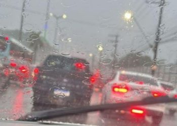 Frio e dilúvio em Manaus – Risco de alagações e desabamentos