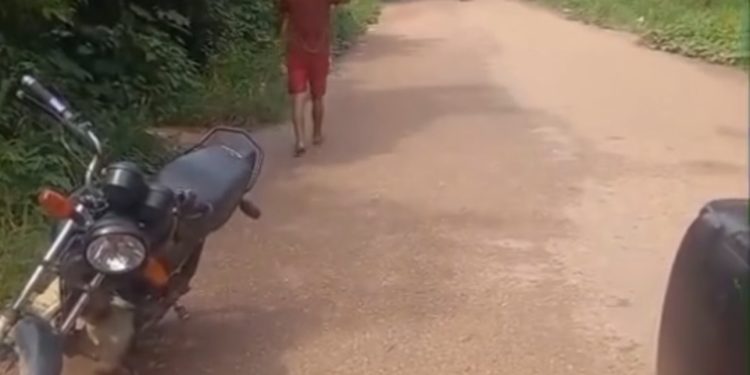 Vítima denuncia motorista de ambulância de atropelamento e omissão de socorro em Maués