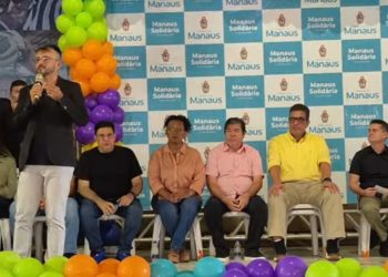 Prefeito David Almeida entrega mais de R$ 9,5 milhões para Organizações da Sociedade Civil