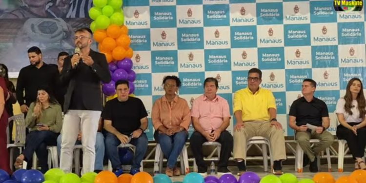 Prefeito David Almeida entrega mais de R$ 9,5 milhões para Organizações da Sociedade Civil