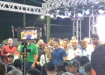 Prefeito David Almeida entrega complexo viário Rei Pelé