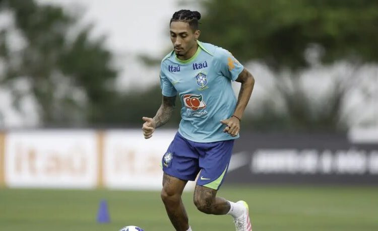 Seleção Brasileira terá mudança no ataque no próximo confronto