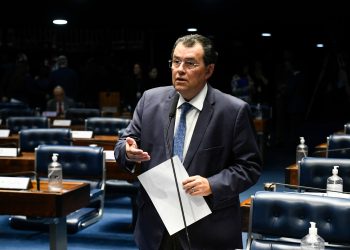 Licitação para construir novo porto da Manaus Moderna é lançada; Eduardo Braga comemora medida