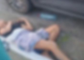 Vídeo mostra jovem agonizando até a morte e outras duas pessoas ficam feridas após atropelamento. Veja