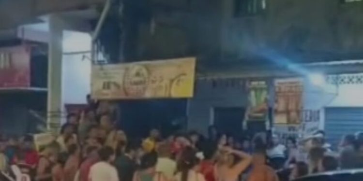 Ataque brutal termina em dois homens mortos na Compensa. Veja o vídeo