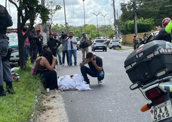 Acidente causa morte de homem e esposa fica gravemente ferida
