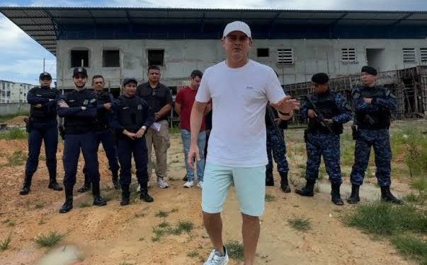 Prefeito oferece recompensa de R$ 2 mil por informações sobre ladrões da UBS