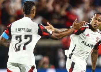 Com gols no fim, Flamengo e Los Angeles FC empatam no encerramento do grupo D do Mundial