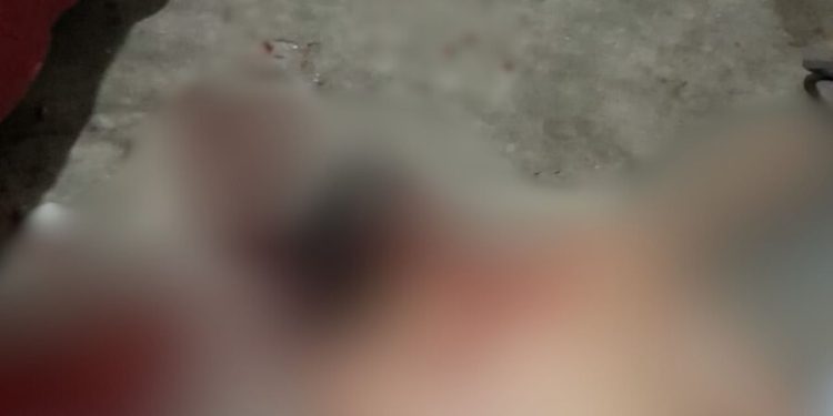 No Prosamim, jovem é assassinado com tiros na cabeça e costas