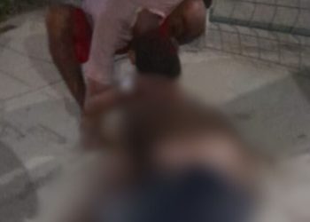 No Jorge Teixeira, jovem de 22 leva três facadas no abdômen e morre