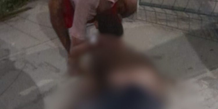 No Jorge Teixeira, jovem de 22 leva três facadas no abdômen e morre