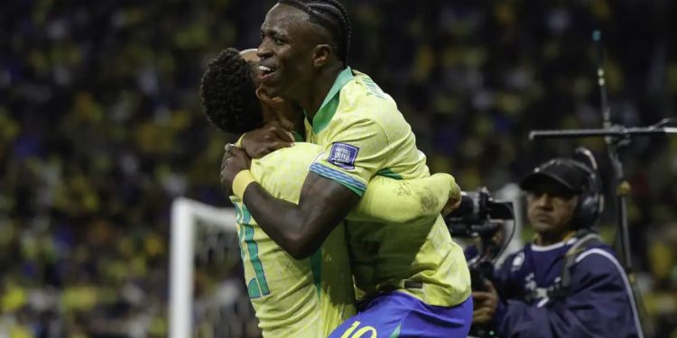 Brasil vence primeira com Ancelotti e se classifica para Copa do Mundo