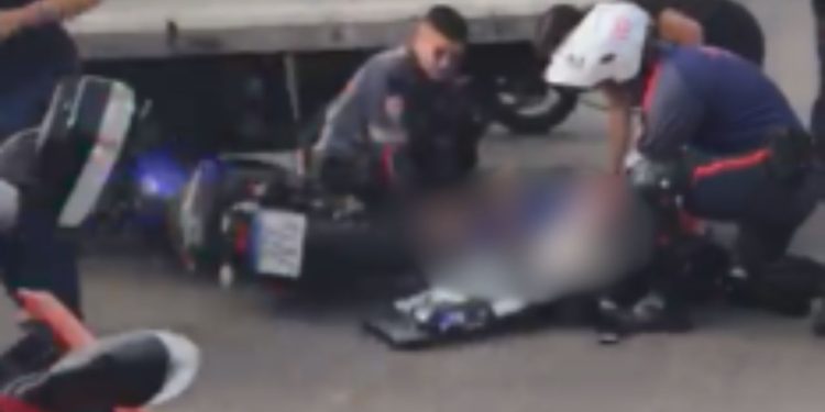 Vídeo: Colisão na avenida Cosme Ferreira deixa grávida ferida