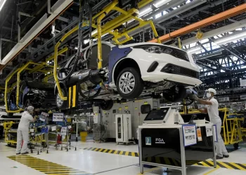 Indústria brasileira movimenta R$ 2,5 trilhões e ganha protagonismo no PIB