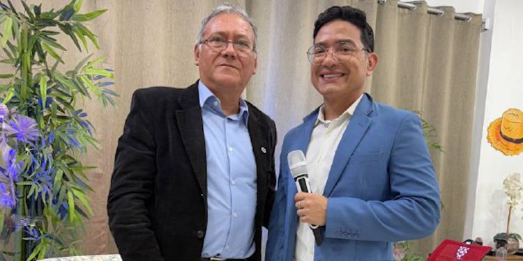 Economista José Altamir Barroso e o empresário Carlos Vasconcelos no Sala Vip