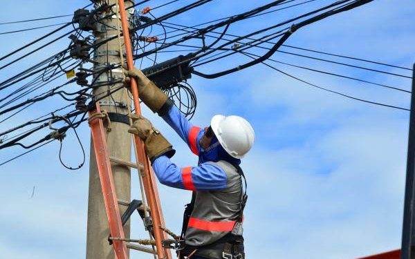 Falta de energia afeta sete bairros nesta quarta (23)