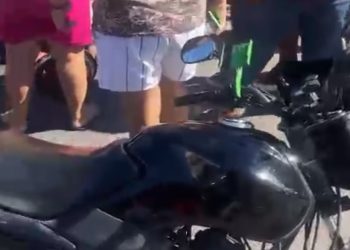 Morre motociclista em cruzamento na Zona Norte. Veja o vídeo