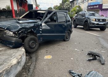 Colisão deixa trânsito lento no Eldorado