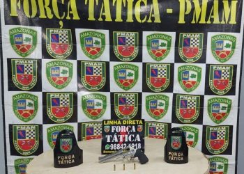 Pilantra corre ao perceber chegada da polícia e deixa revólver cair