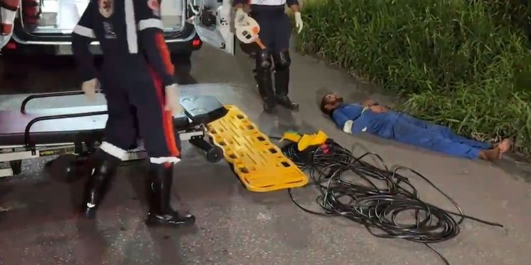 Furtou fios elétricos e pegou logo a pisa dele