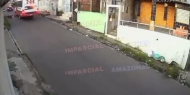 Tragédia! Jovem tem braço arrancado após acidente. Veja o vídeo