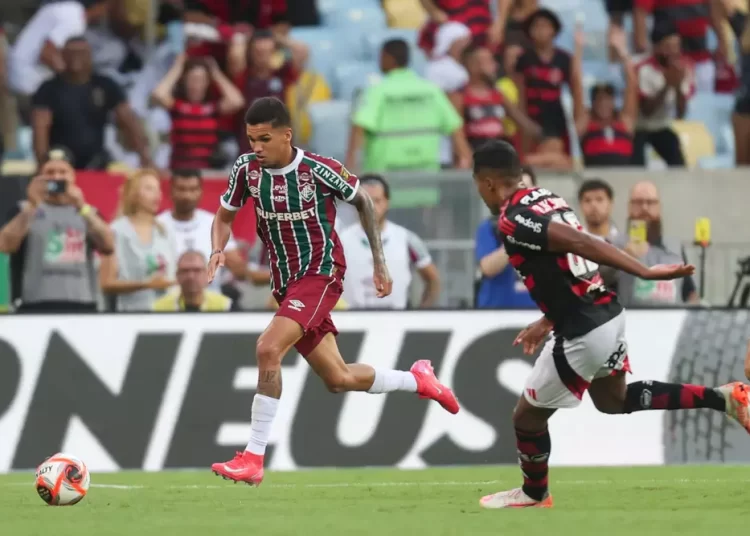 FLA x FLU se enfrentam no Maraca, neste domingão
