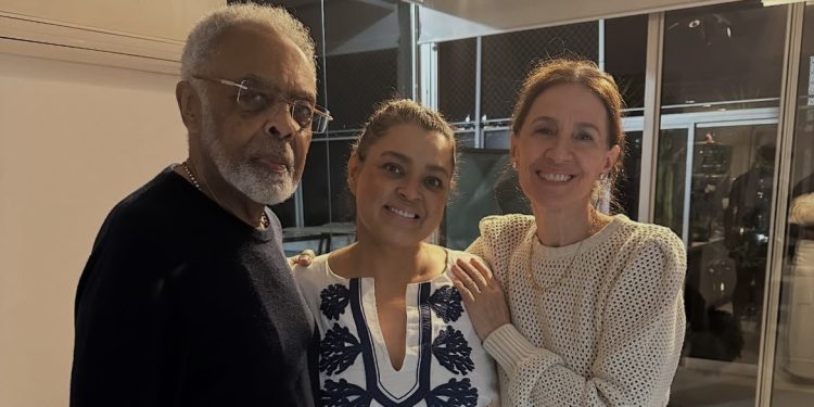 Após a morte da filha, Gilberto Gil lamenta perda nas redes sociais
