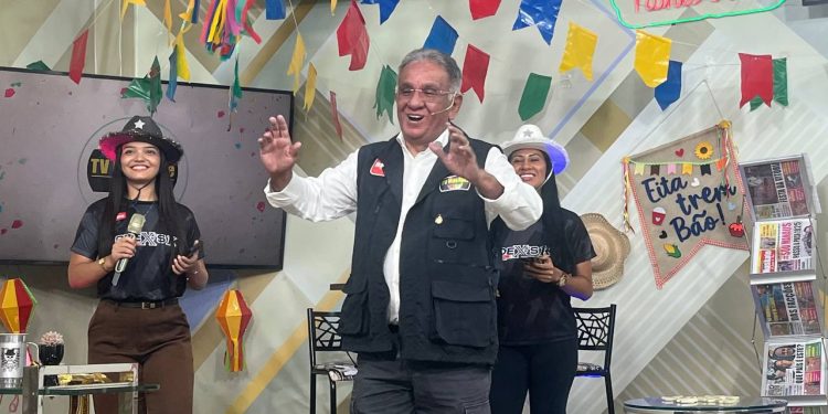 Maskate na TV presenteia com sanduicheira, PIX de R$ 50 e show ao vivo do Trio Du Vale nesta quarta-feira (23)