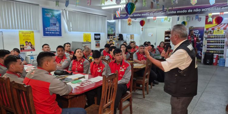 Maskate celebra os 80 anos da Magistral com Flesh Cola