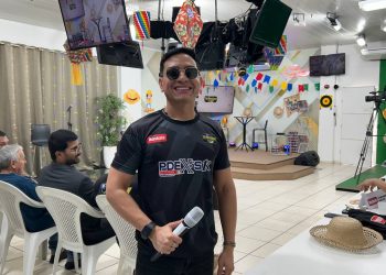 A semana já começa quente: PIX na conta e sanduicheira na mão!