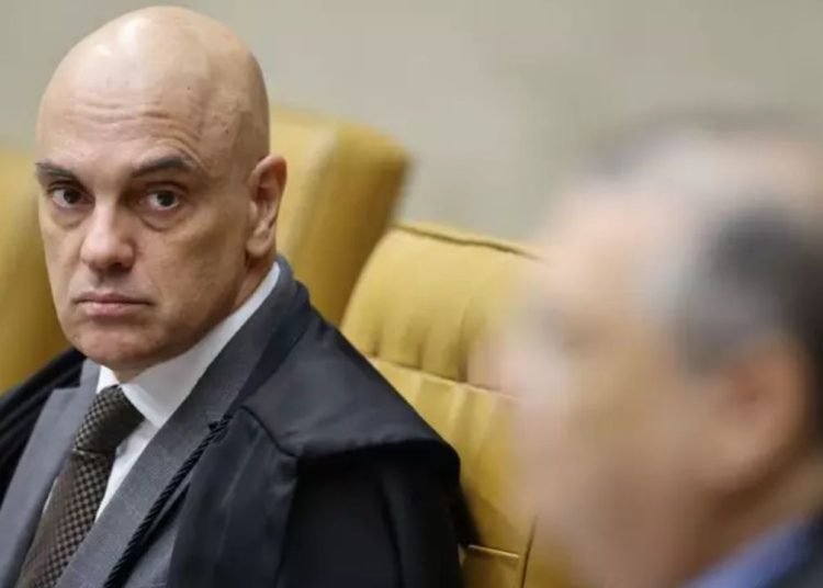 Após medidas contra Bolsonaro, governo dos EUA revoga visto de Moraes e de aliados