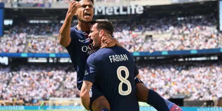 PSG humilha o Real Madrid e vai à final do Mundial de Clubes