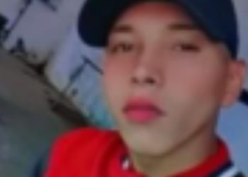 Após matar rival com tiro na costa, jovem passa a ser procurado pela PC