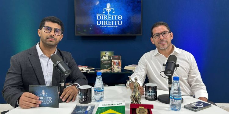 Dr. Gabriel Melo recebe Marcelo Ramos no programa Direito é Direito
