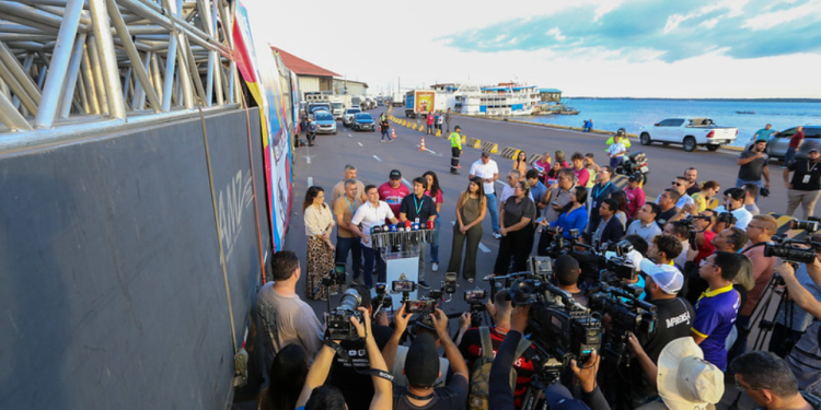 Prefeito David Almeida anuncia lançamento do site oficial para inscrições do ‘#SouManaus Passo a Paço 2025’