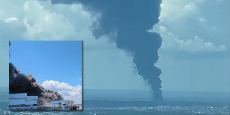 ASSUSTADOR: Fumaça de incêndio no Distrito toma conta da capital