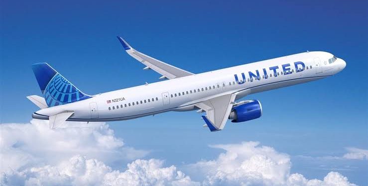 Maconheiro a bordo – Piloto se recusa a voar após passageiro fumar droga no banheiro