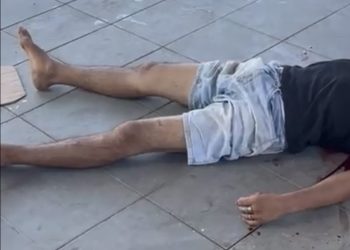 Vídeo forte mostra vítima com cabeça estourada após ser assassinado